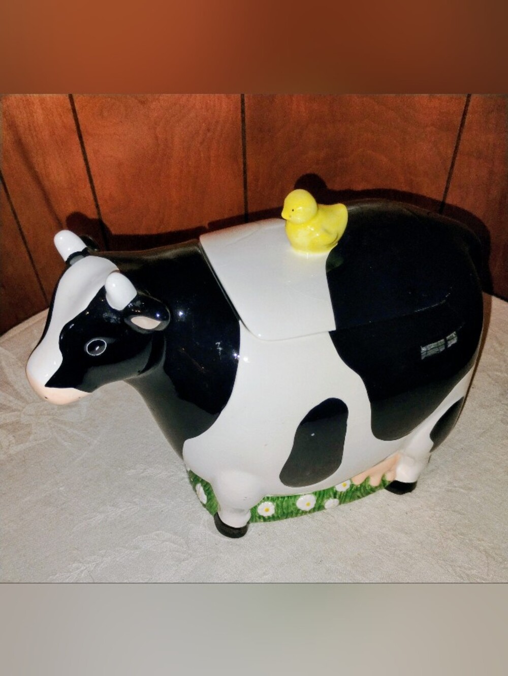 Cook's Club Ceramic Cow Cookie Jar with Yellow Duck Lid Accent